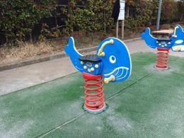 スプリング遊具