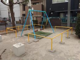 ブランコ
