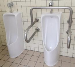 男子トイレ
