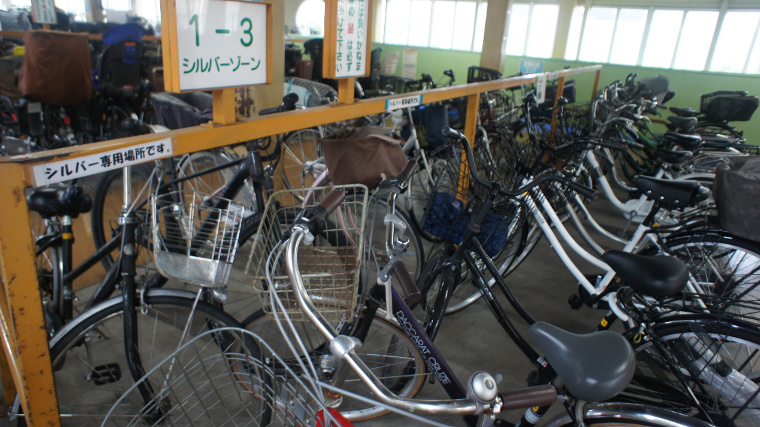 南千住駅東口自転車等駐車場シルバー向けスペース