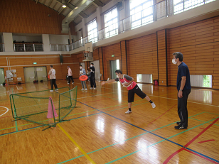スポーツクラブ