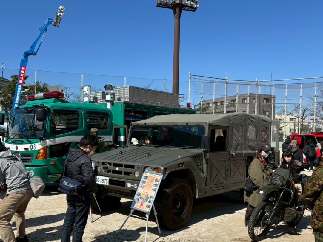 車両展示（自衛隊・警察）