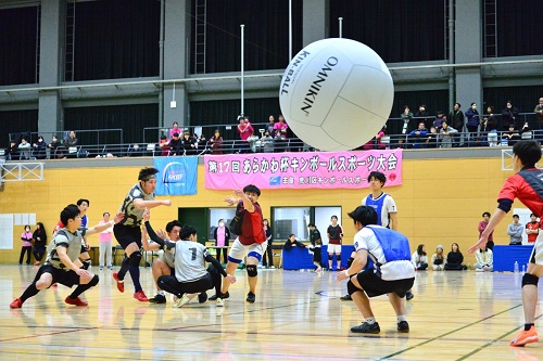皆の注目JUNPの決勝戦の様子