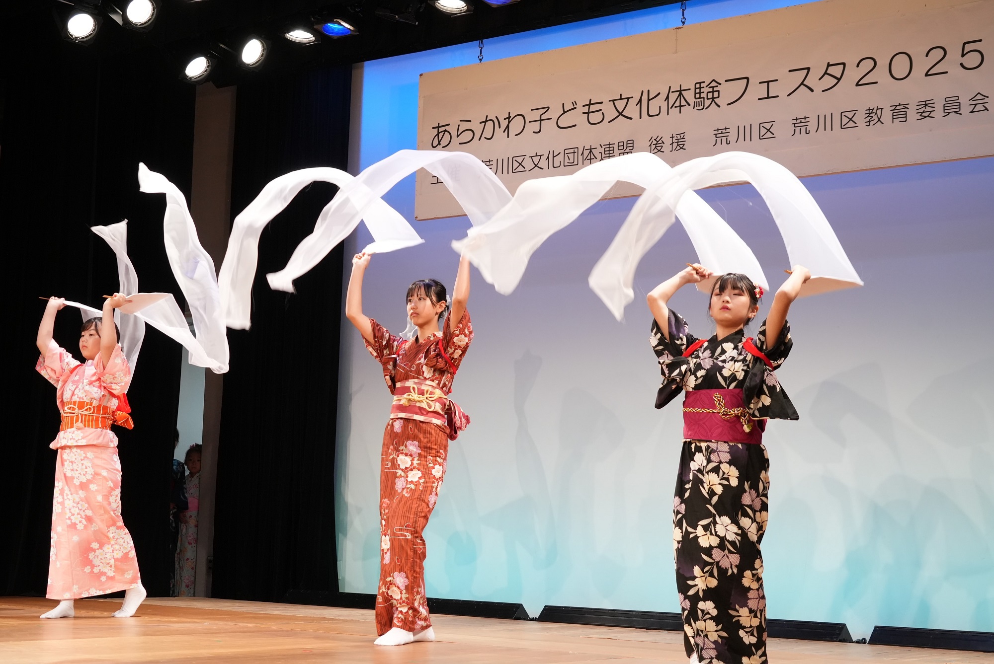 日本舞踊の発表