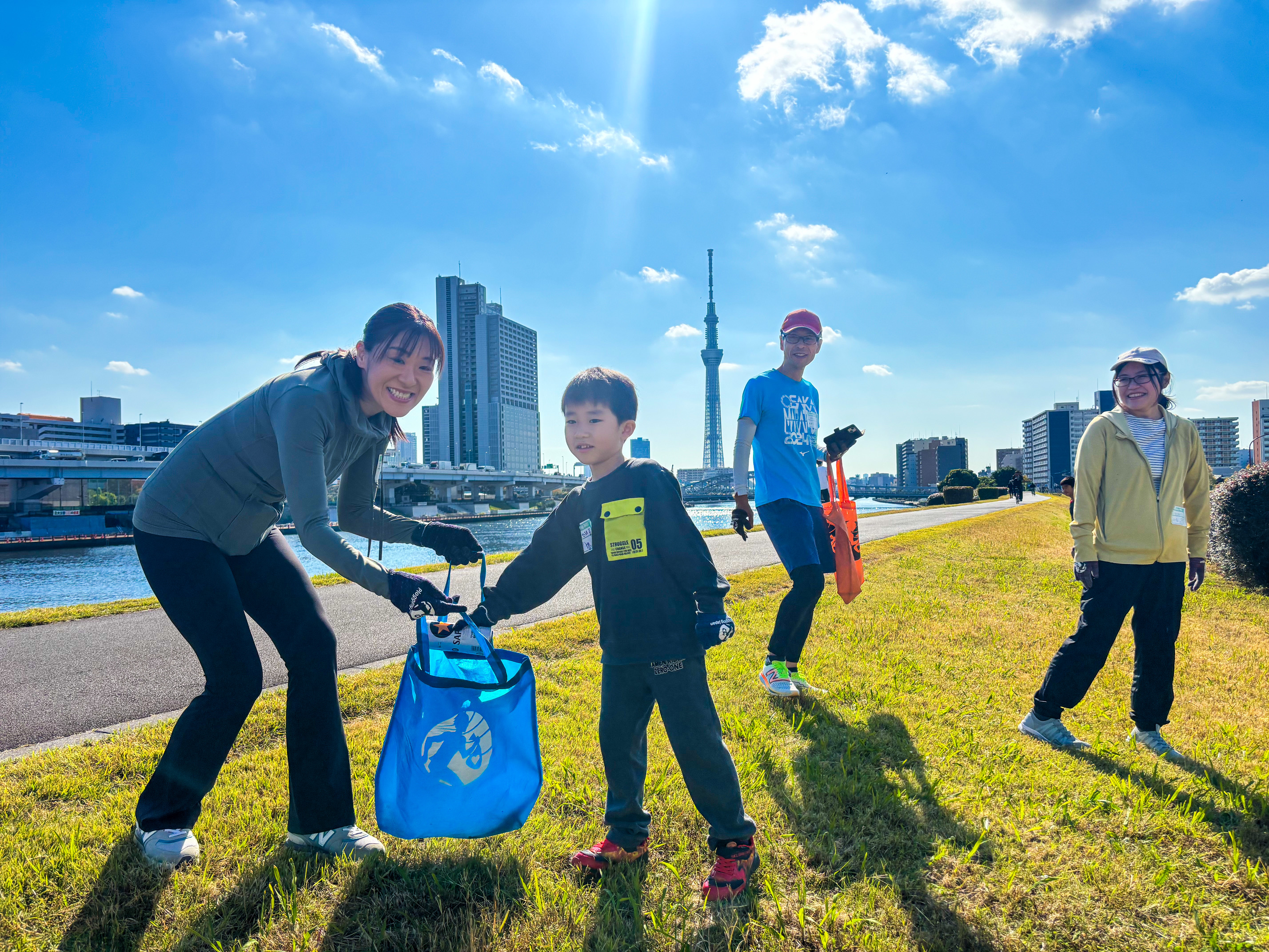 プロギング中の様子1