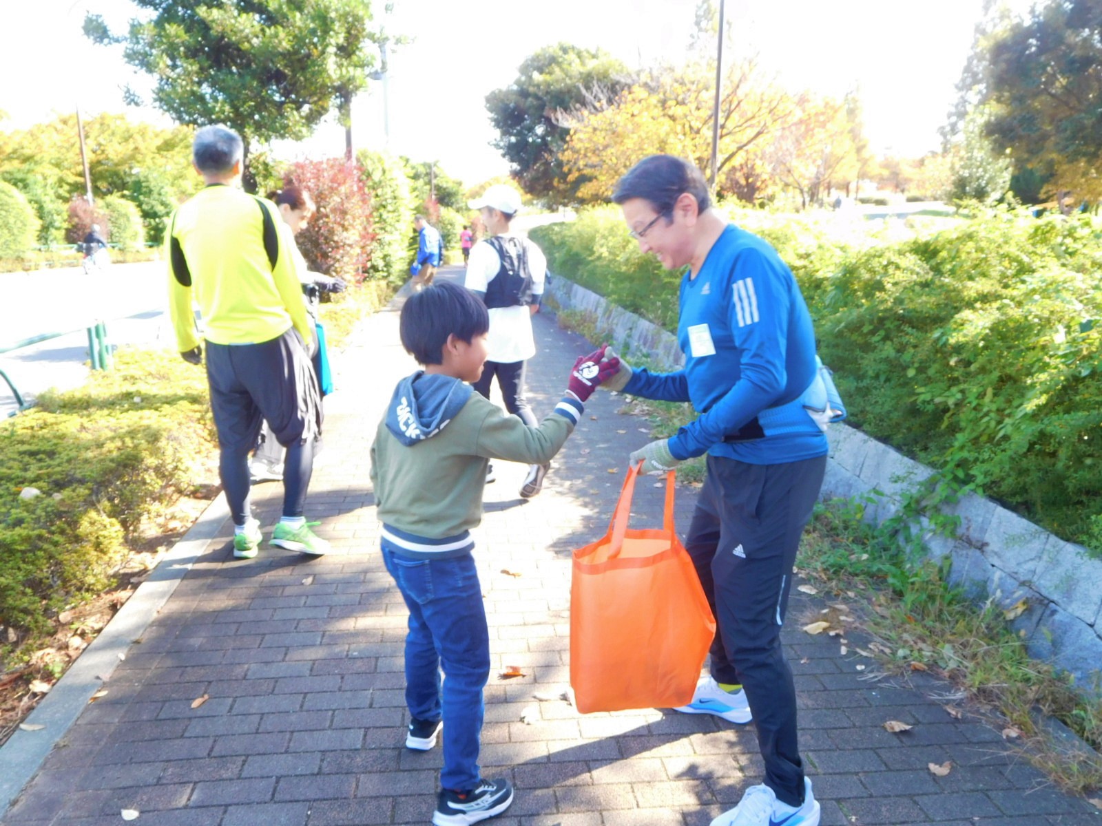 プロギング中の様子2