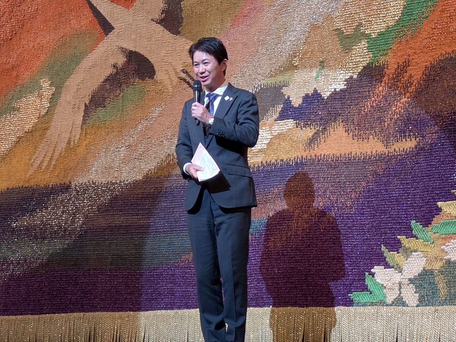 挨拶をする区長