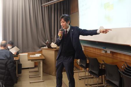 講師の宮寺先生