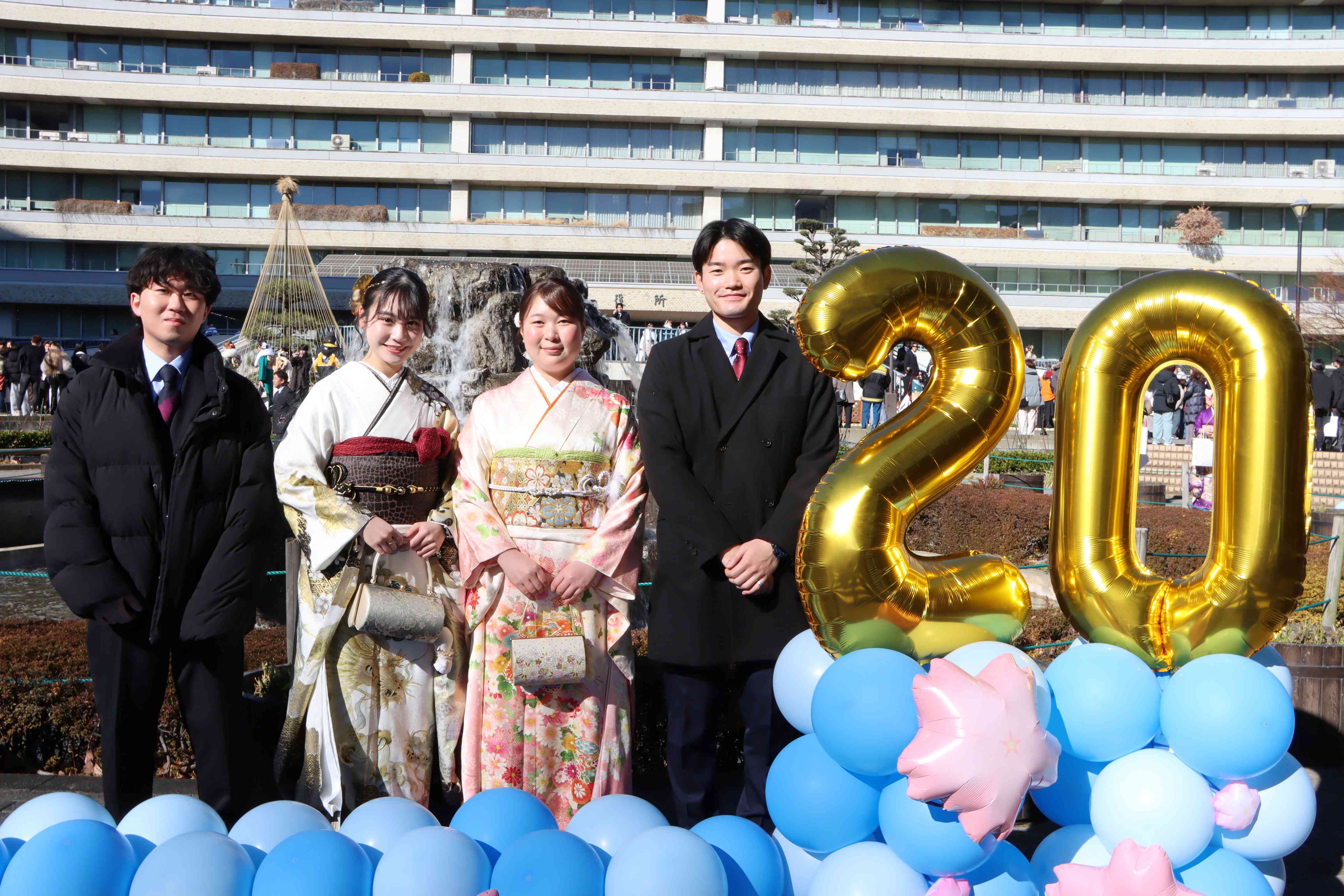 バルーンフォトブースで記念撮影