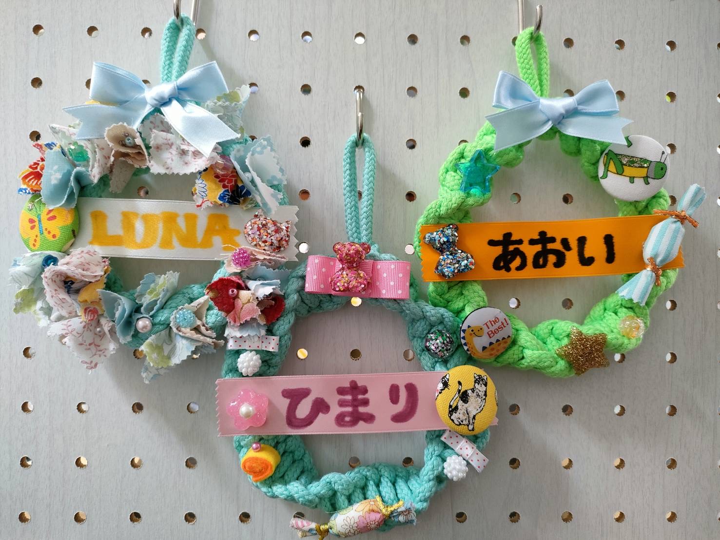 好きなパーツを選んで作るオリジナルルームプレート制作体験