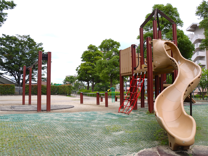 リバーハープ公園