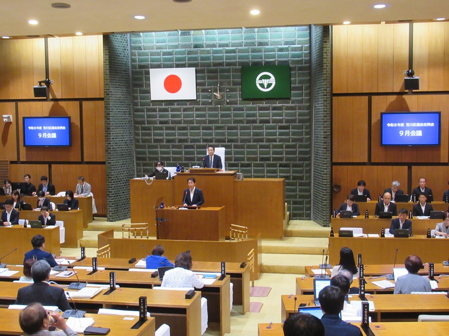 挨拶をする区長