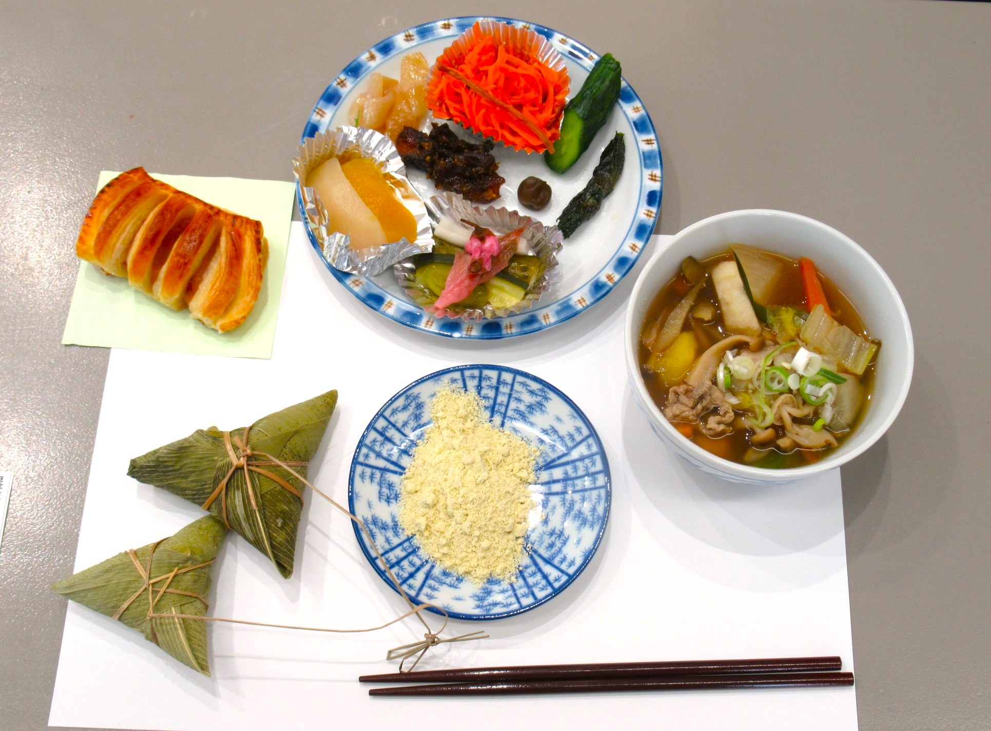 昼食