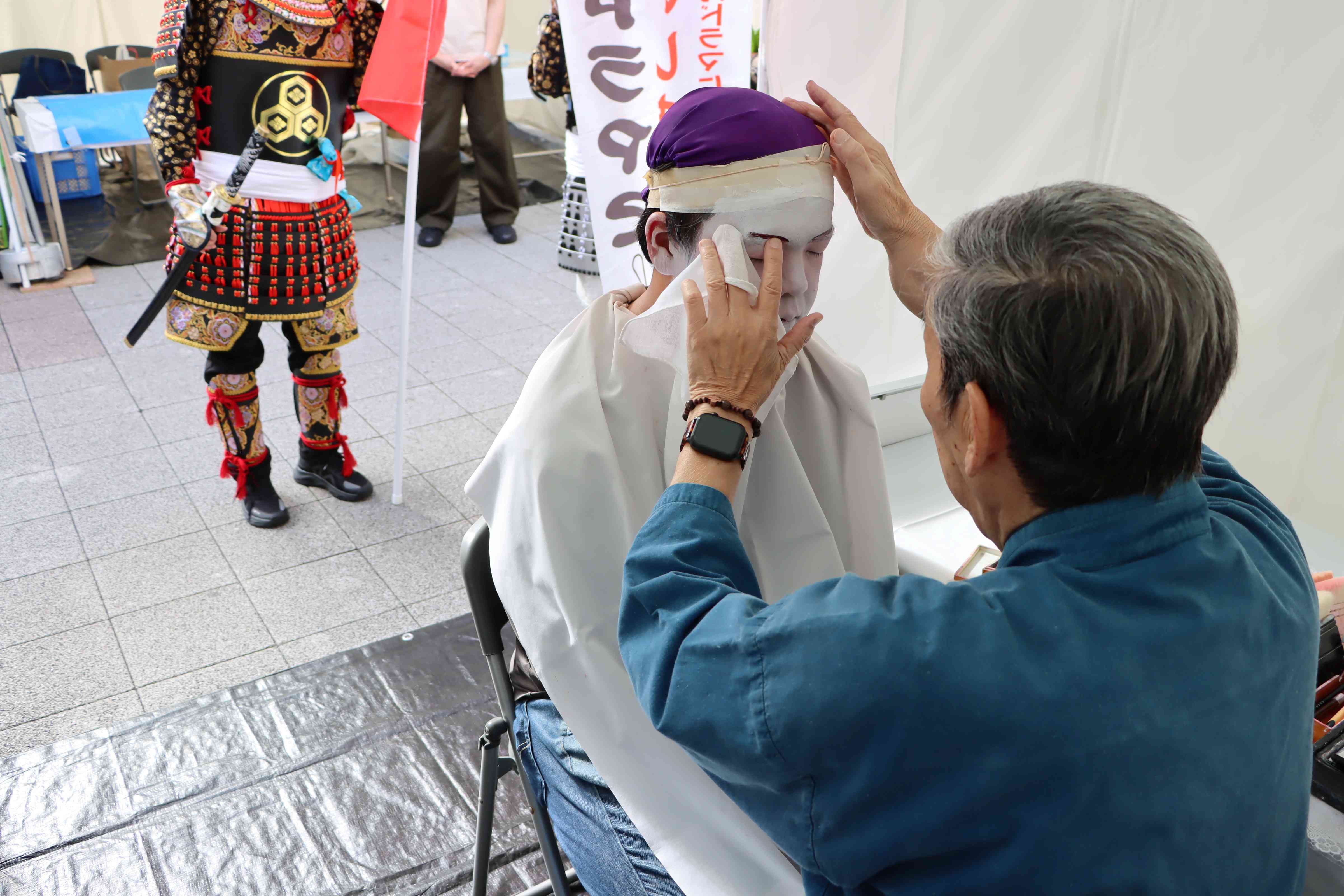 顔師宮田肇氏による武者メイク