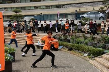 荒川公園における実演会の様子